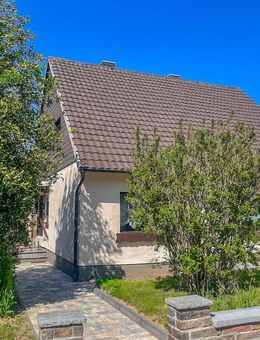 Großzügiges EFH im OT von Horhausen mit Garten und Terrasse - 2 Wohneinheiten realisierbar! - Güllesheim