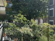 Schöne, ruhige 3 Zimmerwohnung Hochpaterre/Souterrain mit Balkon und kleinem Garten - Frankfurt (Main)
