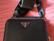 Original Prada Handtasche schwarz - Neu - - Bochum