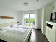 Wunderschöne, möblierte 2-Zimmer Ferienwohnung in einer begehrten Golfhotelanlage in Bad Bellingen - Bad Bellingen