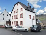 Für Kapitalanleger oder Großfamilie: Vermietetes Mehrfamilienhaus mit 4 PKW-Stellplätzen - Lösnich