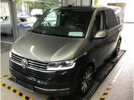 VW T6 Multivan, 2.0 TDI 1 Generation SIX Dig, Jahr 2020 - Langenhagen