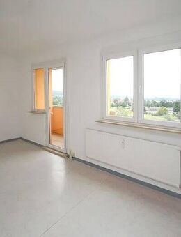 Schöne 4-Raumwohnung mit Balkon - Eisleben (Lutherstadt)