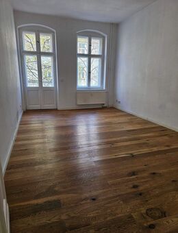 Bezugsfreie 3 Zimmerwohnung mitr Balkon im Boxhagener Kiez / Lift - Berlin