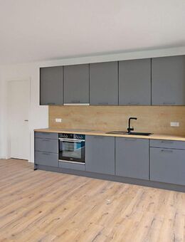 Moderne 2-Zimmer-Wohnung mit toller Ausstattung und Balkon - Leonberg (Baden-Württemberg)