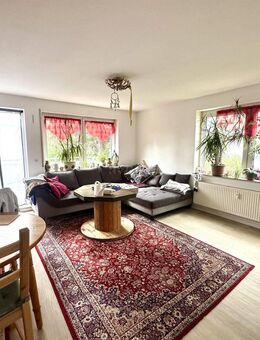 Schnuckelige Wohnung mit großem Balkon in ruhiger Lage! - Eschenbach