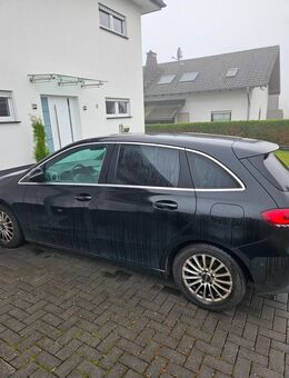 Mercedes B180 VB 17500 - Kaden