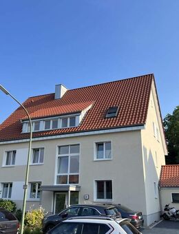 OS-Schölerberg, Erdgeschosswohnung mit Garten und großer Garage - Osnabrück