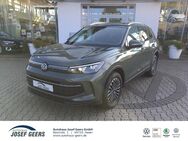 VW Tiguan, 2.0 TDI Life, Jahr 2024 - Haren (Ems)