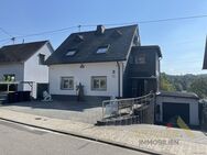 Einfamilienhaus mit gehobenener Ausstattung an der Pforte zum Naturschutzgebiet mit Pool und Sauna - Schwalbach