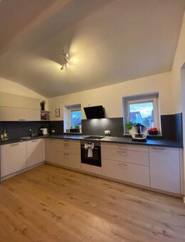 Charmante 2-Zi.-Wohnen in Thannhausen, mit Einbauküche und Balkon - Thannhausen