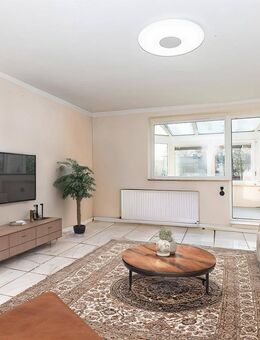 Modernisiertes Haus mit Wintergarten, Pool und großzügigem Grundstück - Groß Kreutz (Havel)