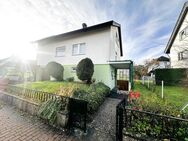 Renovierungsbedürftiges Zweifamilienhaus mit tollem Garten (2x 3 Zimmer Wohnungen ) - Neuhausen