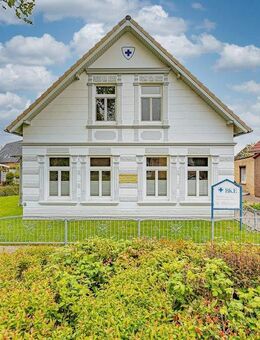 Denkmalgeschütztes teilrestauriertes Stadthaus unweit des Elbdeichs - Brunsbüttel