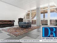 Kernsanierte und zentrale DG-Wohnung mit Blick über Manching - Manching