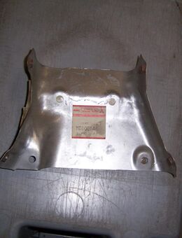 MD102146 Hitzeschutz, Auspuffkrümmer Colt und Galant - Hannover Vahrenwald-List