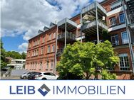 Außergewöhnliche Loftwohnung mit großem Balkon und Carport in Coburg - Coburg