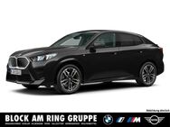 BMW iX, 2 XDRIVE30, Jahr 2022 - Braunschweig