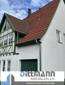 Das besondere Mehrgenerationenhaus mit Garten und Garage in Hossingen - Meßstetten