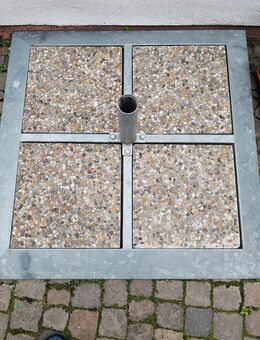 Sonnenschirm-Ständer - Hanhofen