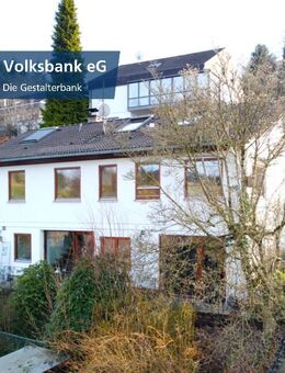***Großzügiges Ein- bis Zweifamilienhaus mit toller Aussicht in ruhiger Lage von Lauf *** - Lauf