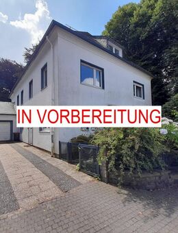 ## In Vorbereitung - Imposantes Einfamilienhaus mit schönem Garten nahe City ## - Remscheid
