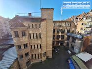 MFH mit 5 Wohnungen, Rückgebäude mit 6 Gewerbeeinheiten sowie eine vermietete Ateliereinheit im KG - Nürnberg