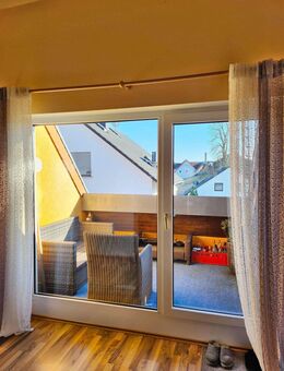 Solide Kapitalanlage! 3-Zimmer-Dachgeschoss-Wohnung in bevorzugter Innenstadtlage Viernheims - Viernheim