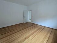 *** Gut aufgeteilte 2 ZKB-Wohnung mit Balkon *** - Dillingen (Saar)