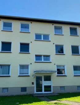 Frisch renovierte 4-Zimmer-Wohnung im 2. Obergeschoss - Bad Fallingbostel