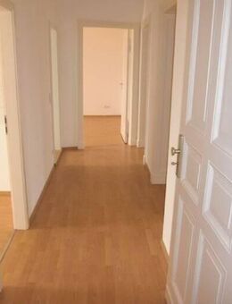 INDIVIDUELLE 3-ZIMMER-FAMILIENWOHNUNG MIT SÜDBALKON NAHE KITA, GRUNDSCHULE UND LEHNITZSEE - Oranienburg