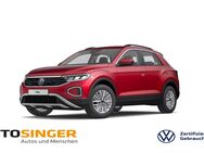 VW T-Roc, 1.5 TSI Life R, Jahr 2023 - Marktoberdorf