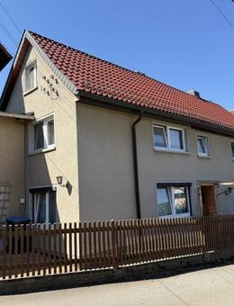 Einfamilienhaus in Crimla - Crimla