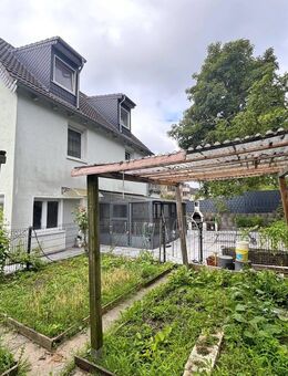 Großzügiges Einfamilienhaus mit langfristig vermieteter separater Gewerbeimmobilie in Hagen Remberg - Hagen (Stadt der FernUniversität)