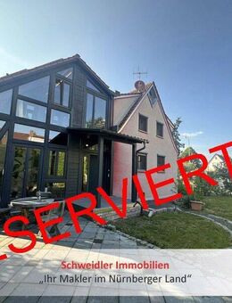 Platz für Ideen! Doppelhaushälfte mit Wintergarten, Werkstatt und vielem mehr in Röthenbach/Pegnitz - Röthenbach (Pegnitz)