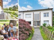 PHI AACHEN - Charmantes Zweifamilienhaus mit zwei Garagen und Garten in ruhiger Lage von Aachen! - Aachen