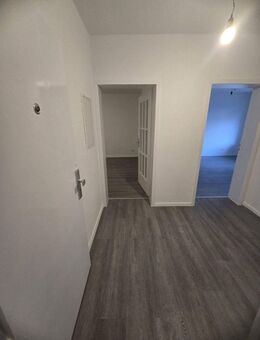Helle 3-Zimmer-Wohnung mit Balkon in Duisburg - Duisburg