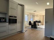 Großzügige Doppelhaushälfte mit Vollkeller (195 m² Wohn/Nutzfläche) - Henstedt-Ulzburg