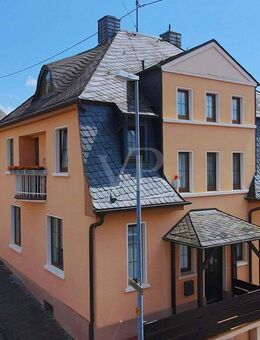 Einfamilienhaus mit Einliegerwohnung und charaktervollen Stuckdecken zentral in Idar!!! - Idar-Oberstein