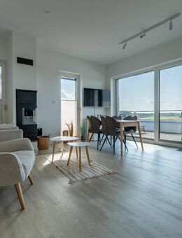 Exklusive Ferienwohnung mit großer Terrasse und traumhaften Meerblick in Glowe - Glowe
