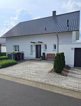 Modernes Einfamilienhaus in zentraler Lage von Schauenburg/Elgershausen - Schauenburg