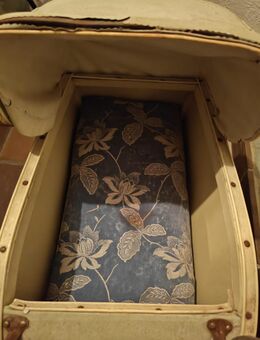 Nostalgie Puppenwagen / Kinderwagen mit Haube - Bechtsrieth