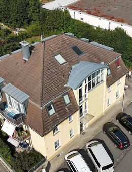 Stylisches 2 Raum Maisonette-Apartment im 2.Obergeschoss sowie Dachgeschoss zum Kauf in bester Lage mit Balkon - Weimar