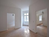 Mit Charme in D-Altstadt! Renoviertes Stadthaus im Hinterhof zu vermieten - Düsseldorf