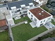 Neubau: Effiziente hochwertige DHH / Bauhausstil-Villa mit großzügigem Südwestgarten - Kirchseeon