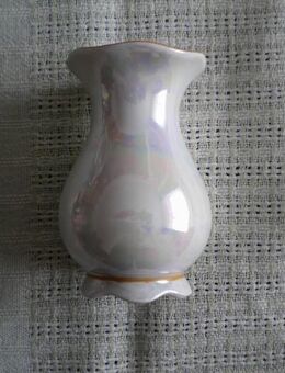 PM-Porzellan-Vase,sehr alt,um 1910,ca. 8,5 cm hoch,bis ca. 5 cm Dm. - Linnich