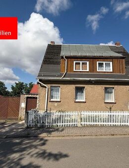 Freistehendes Einfamilienhaus mit Scheune und Gartenidylle in Eschenbergen - Eschenbergen