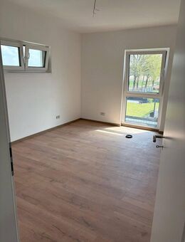 EFH Neubau KFW 55 Haus Smart Home, PV, Fußbodenheizung, Garten, Terrasse - Verden (Aller)