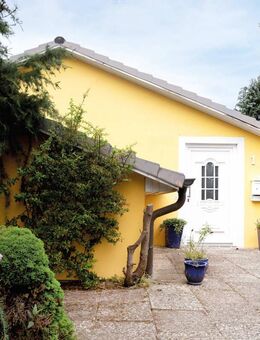 Geräumiger Bungalow mit Garten & Terrasse - ideal für Familie, Paar, Singles oder Ruheständler - Pinneberg