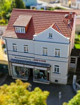 Ballenstedt "Allee" -Wohn-u. Geschäftshaus mit Potential -modernisiert, mit Balkon, Garten & Garage! - Ballenstedt